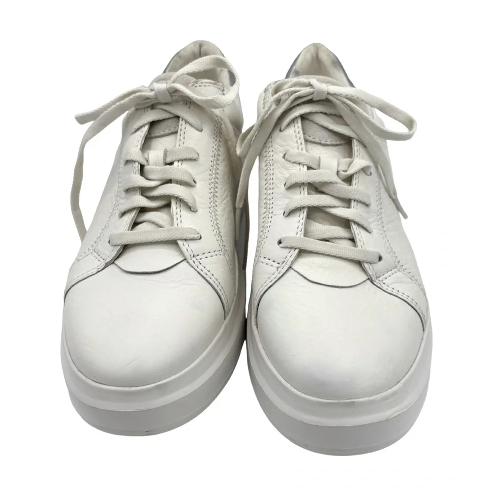 NWOB UGG Scape Platform White Leather and Suede Sneaker - Sz 9.5
